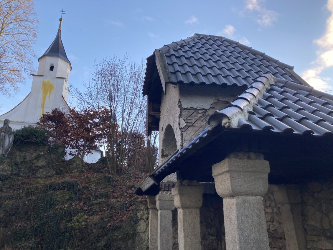 Sanierung Lourdesgrotte: Gemeinde kann nichts beisteuern Lourdesgrotte Isen